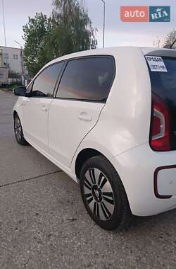Хэтчбек Volkswagen e-Up 2015 в 