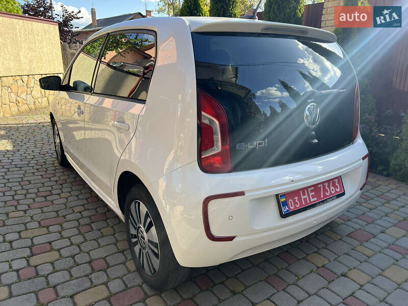 Хэтчбек Volkswagen e-Up 2014 в Львове