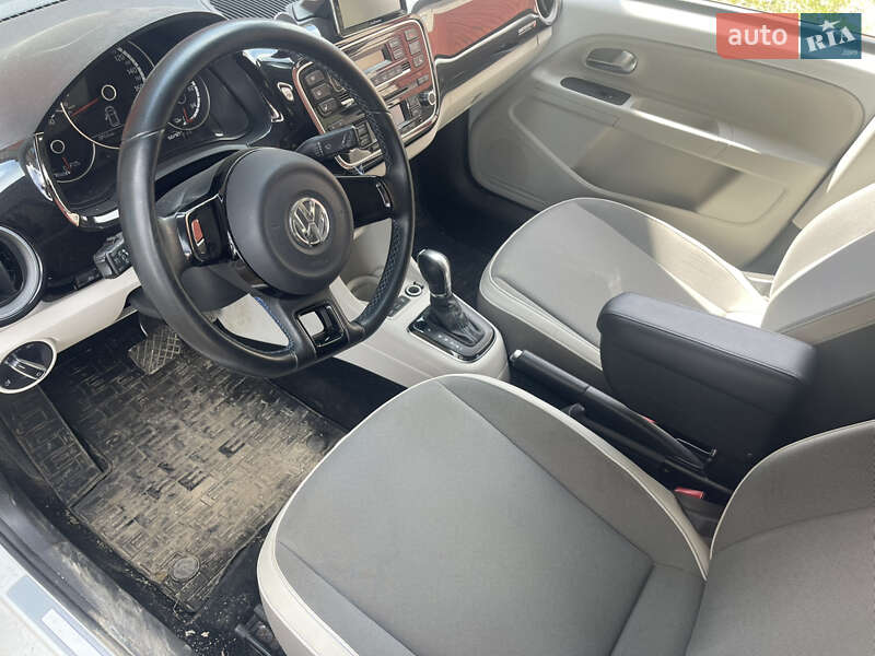 Хетчбек Volkswagen e-Up 2014 в Луцьку