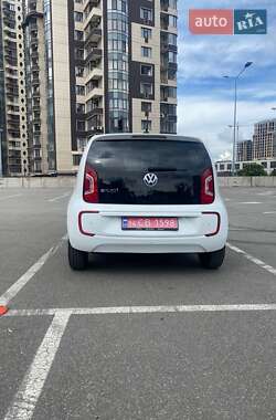 Хэтчбек Volkswagen e-Up 2013 в 