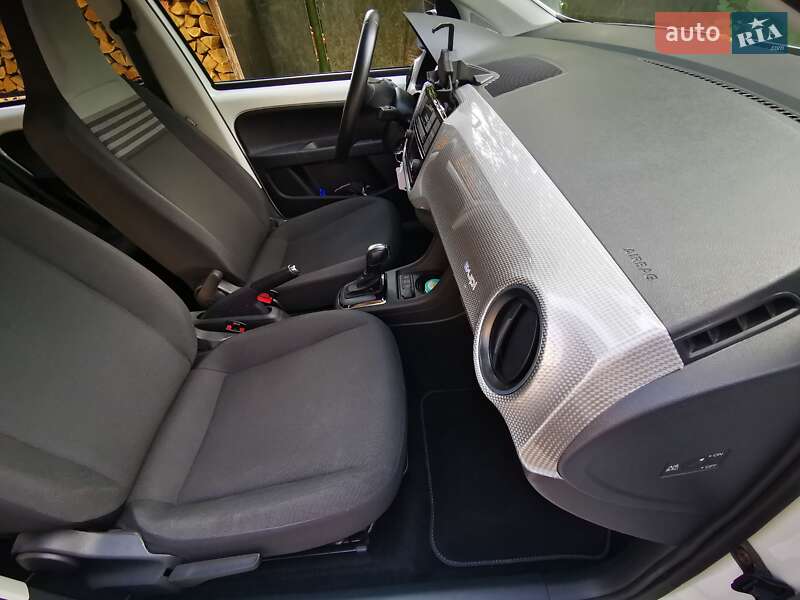Хэтчбек Volkswagen e-Up 2019 в Дрогобыче