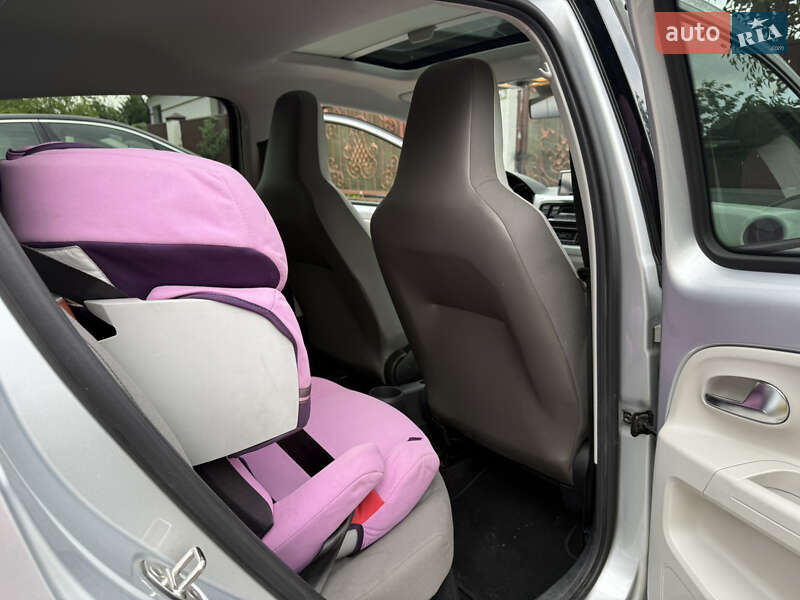 Хэтчбек Volkswagen e-Up 2014 в Львове