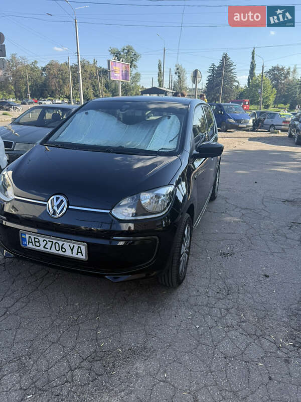Volkswagen e-Up 2014