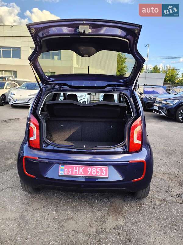 Хетчбек Volkswagen e-Up 2015 в Києві