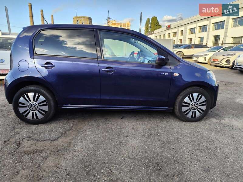 Хетчбек Volkswagen e-Up 2015 в Києві