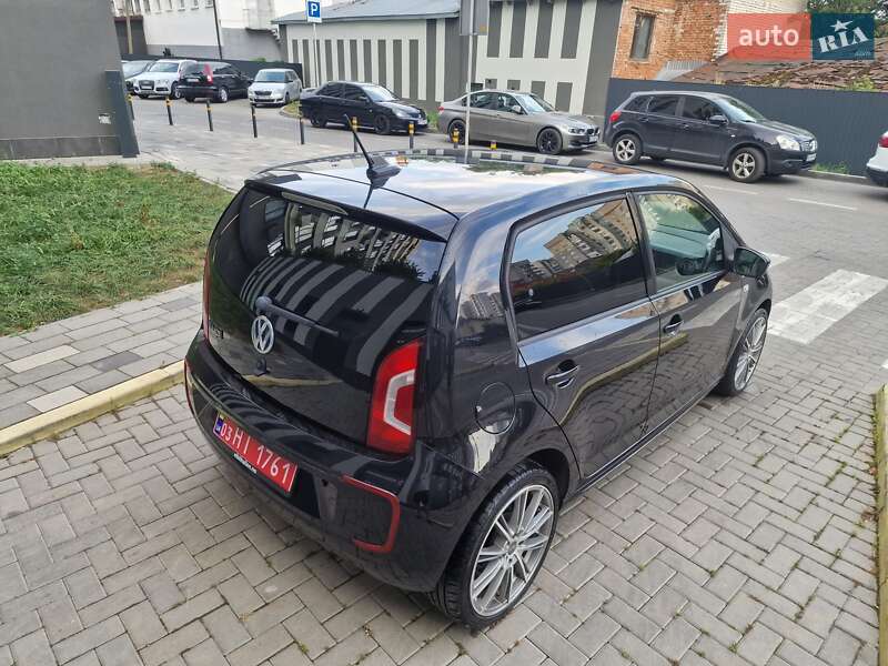 Хэтчбек Volkswagen e-Up 2014 в Львове