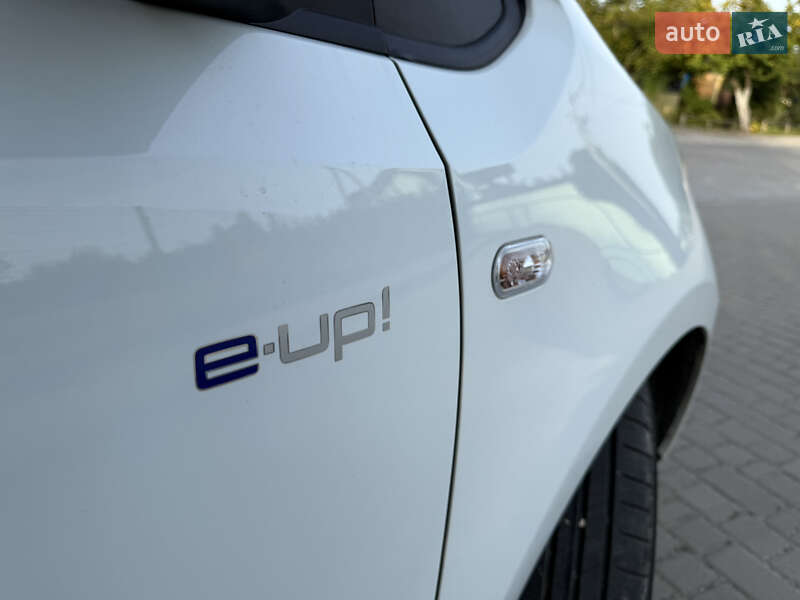 Хетчбек Volkswagen e-Up 2014 в Львові фото 23 Хетчбек Volkswagen e-Up 2014 в Львові