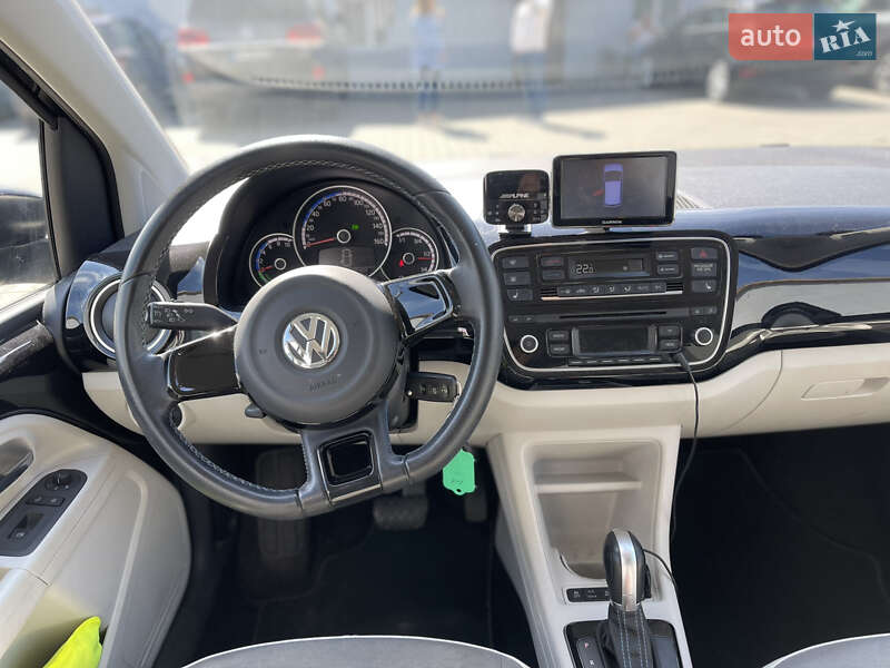 Хэтчбек Volkswagen e-Up 2014 в Луцке