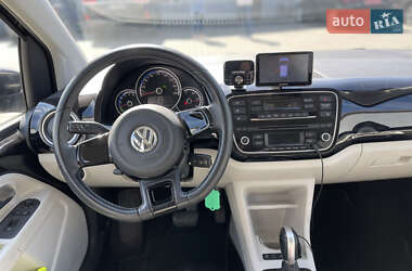 Хэтчбек Volkswagen e-Up 2014 в 