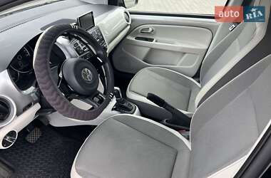 Хэтчбек Volkswagen e-Up 2013 в 