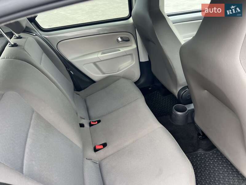 Хетчбек Volkswagen e-Up 2013 в Луцьку