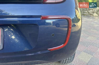 Хэтчбек Volkswagen e-Up 2015 в 
