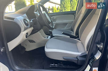 Хэтчбек Volkswagen e-Up 2015 в 