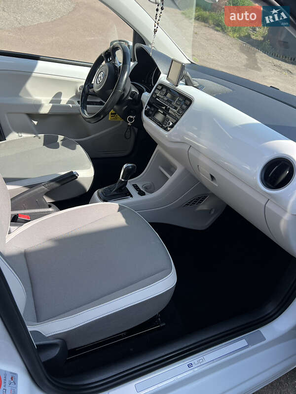 Хэтчбек Volkswagen e-Up 2014 в Житомире фото 20 Хэтчбек Volkswagen e-Up 2014 в Житомире