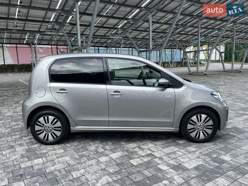 Хэтчбек Volkswagen e-Up 2018 в Львове