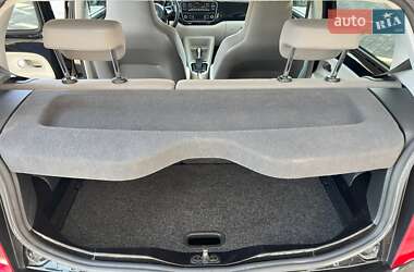 Хэтчбек Volkswagen e-Up 2013 в 