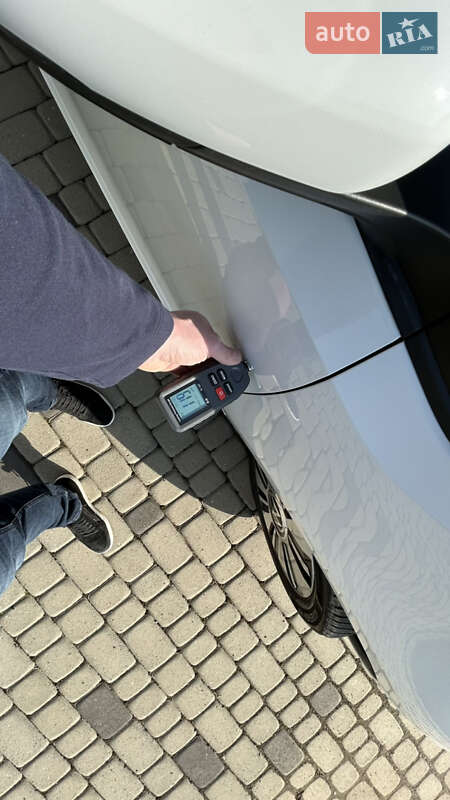 Хэтчбек Volkswagen e-Up 2021 в Мукачево фото 37 Хэтчбек Volkswagen e-Up 2021 в Мукачево