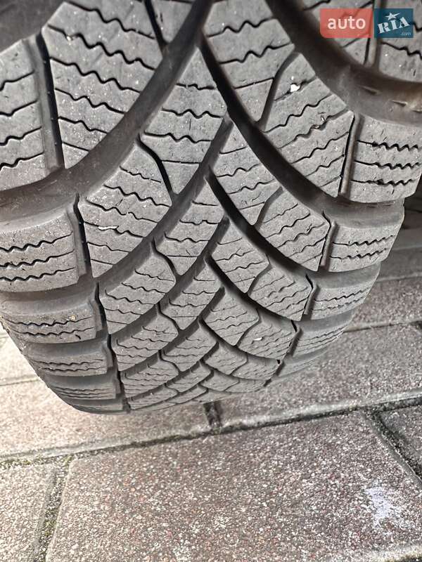 Хэтчбек Volkswagen e-Up 2020 в Рава-Русской фото 9 Хэтчбек Volkswagen e-Up 2020 в Рава-Русской