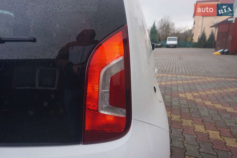 Хетчбек Volkswagen e-Up 2013 в Самборі фото 23 Хетчбек Volkswagen e-Up 2013 в Самборі