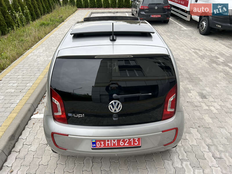 Хэтчбек Volkswagen e-Up 2014 в Львове