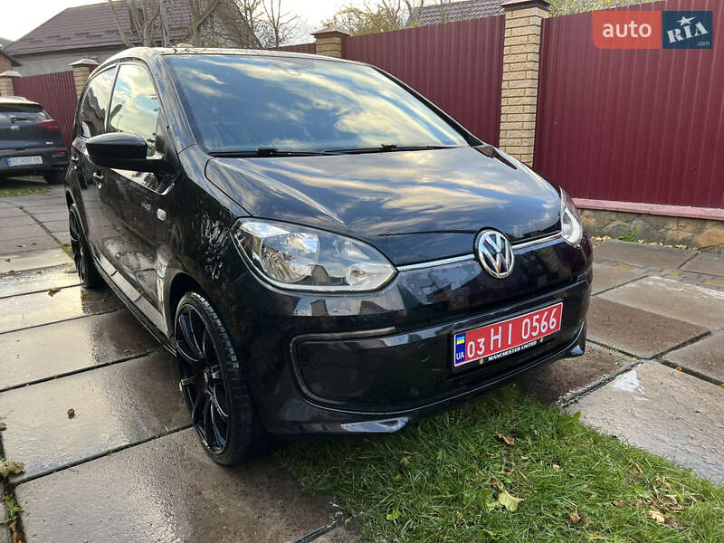 Хэтчбек Volkswagen e-Up 2014 в Львове