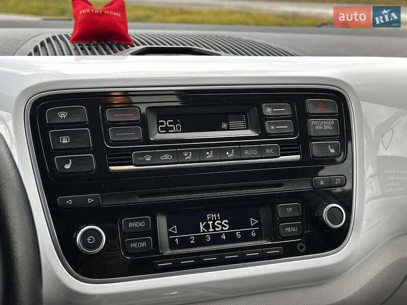 Хэтчбек Volkswagen e-Up 2014 в Львове фото 22 Хэтчбек Volkswagen e-Up 2014 в Львове