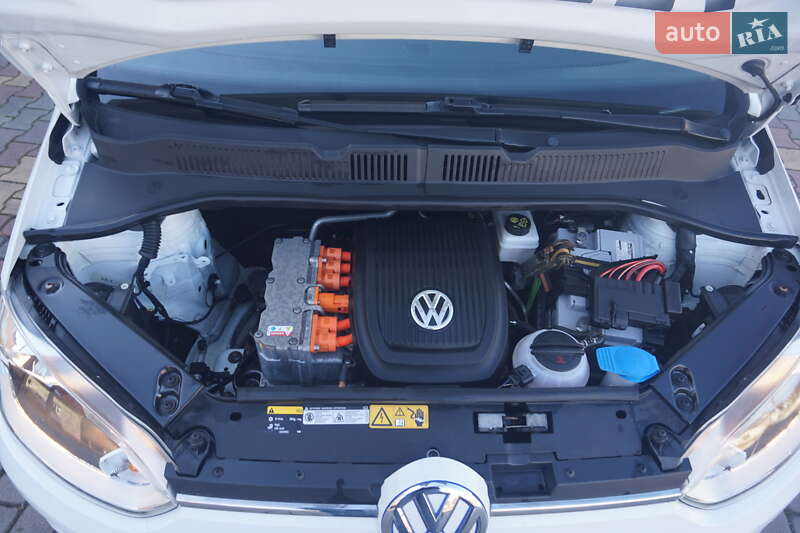 Хэтчбек Volkswagen e-Up 2014 в Самборе фото 53 Хэтчбек Volkswagen e-Up 2014 в Самборе