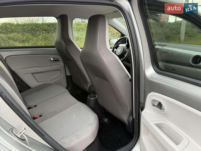 Хэтчбек Volkswagen e-Up 2014 в Львове