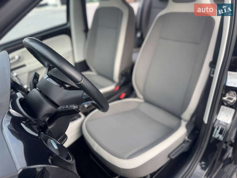 Хетчбек Volkswagen e-Up 2015 в Львові