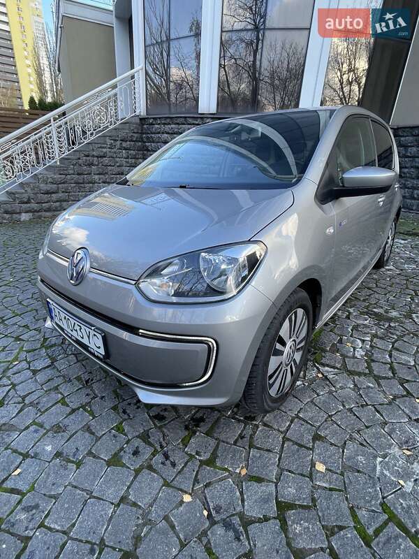 Хэтчбек Volkswagen e-Up 2016 в Киеве фото 2 Хэтчбек Volkswagen e-Up 2016 в Киеве