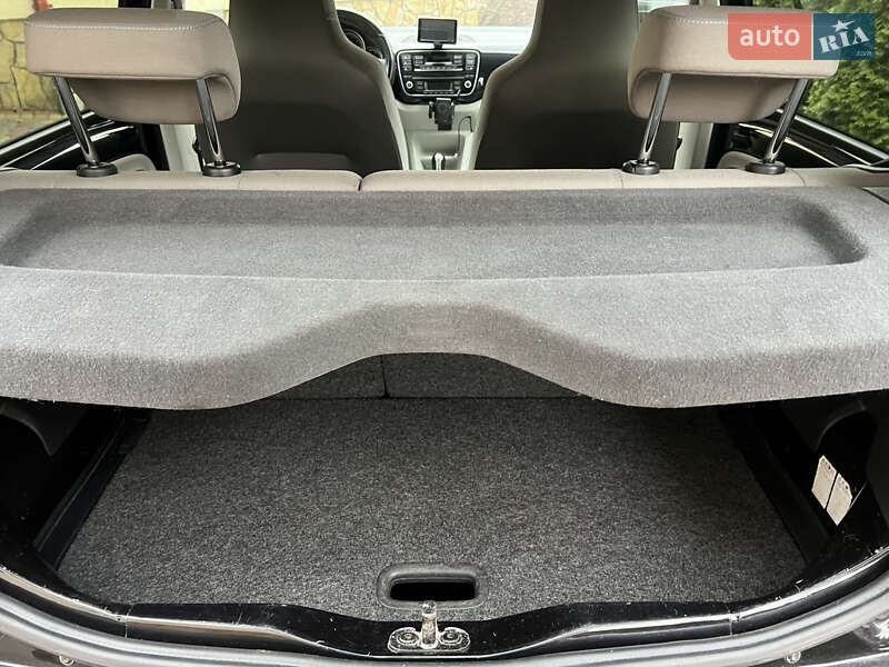 Хэтчбек Volkswagen e-Up 2014 в Львове фото 145 Хэтчбек Volkswagen e-Up 2014 в Львове