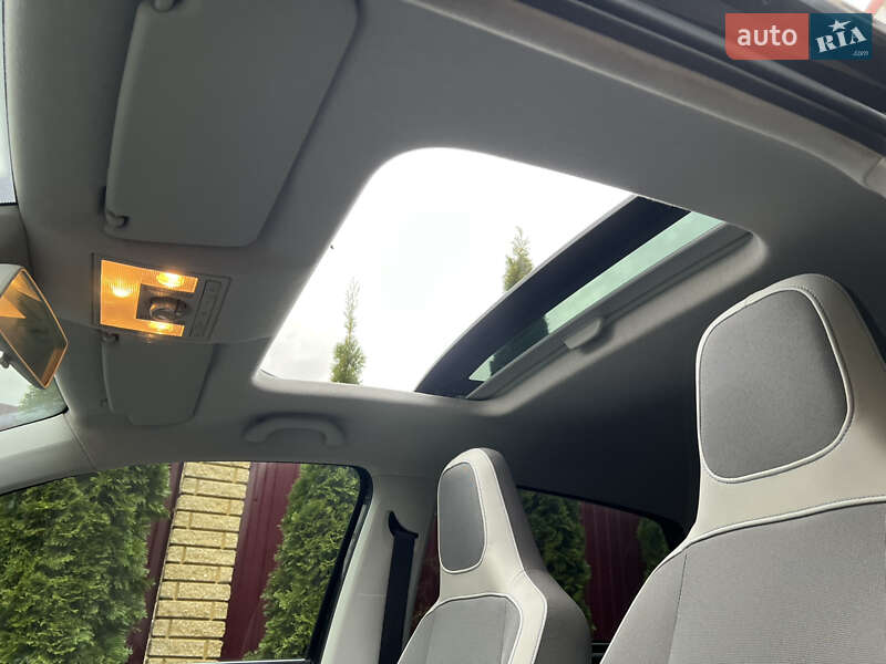 Хэтчбек Volkswagen e-Up 2014 в Львове фото 159 Хэтчбек Volkswagen e-Up 2014 в Львове