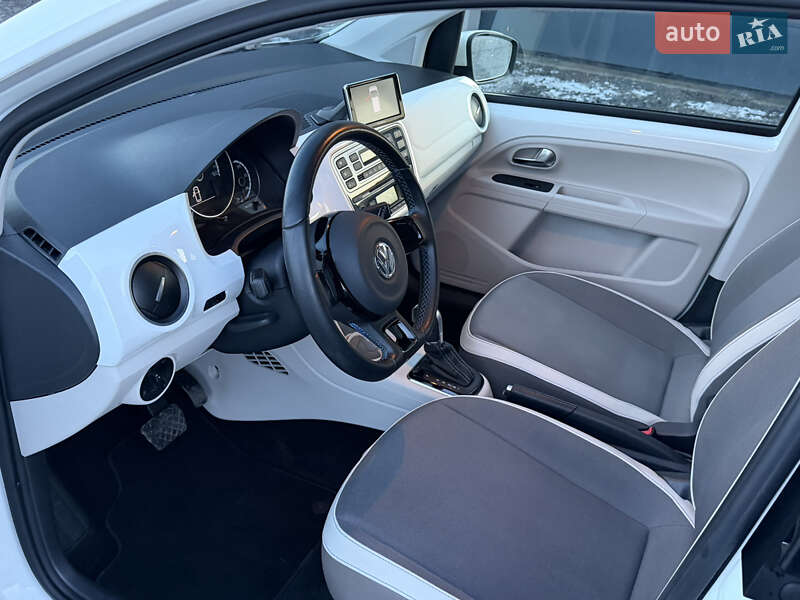 Хетчбек Volkswagen e-Up 2014 в Рівному
