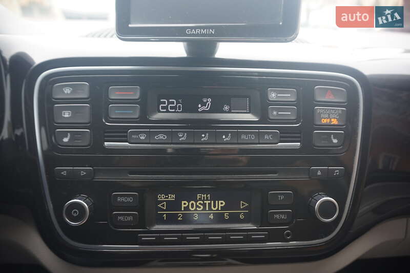 Хэтчбек Volkswagen e-Up 2014 в Самборе