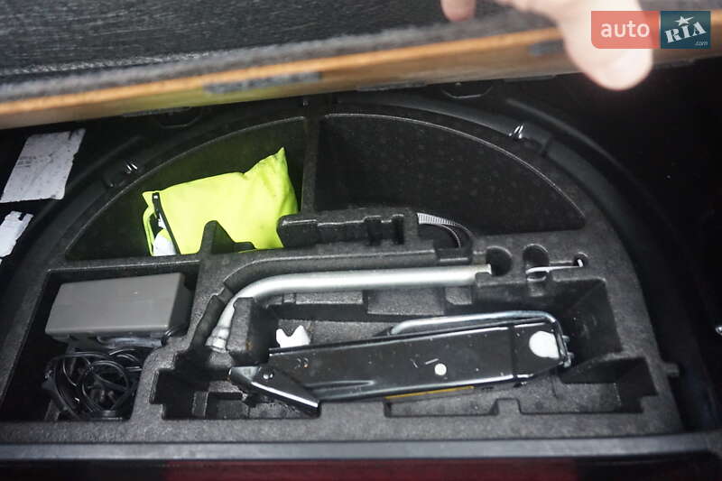 Хэтчбек Volkswagen e-Up 2014 в Самборе