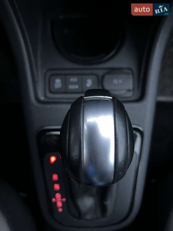 Хетчбек Volkswagen e-Up 2017 в Луцьку