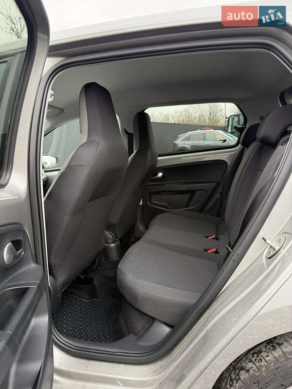 Хэтчбек Volkswagen e-Up 2020 в Трускавце фото 24 Хэтчбек Volkswagen e-Up 2020 в Трускавце