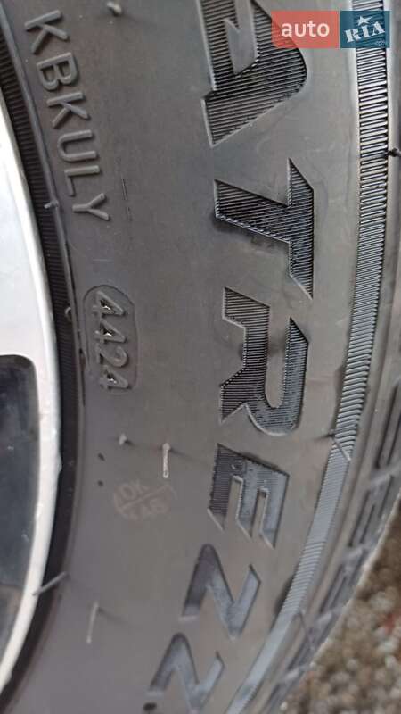 Хэтчбек Volkswagen e-Up 2013 в Звягеле фото 16 Хэтчбек Volkswagen e-Up 2013 в Звягеле