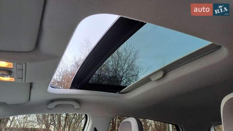 Хэтчбек Volkswagen e-Up 2013 в Звягеле фото 28 Хэтчбек Volkswagen e-Up 2013 в Звягеле