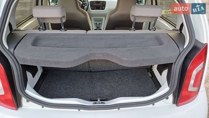 Хэтчбек Volkswagen e-Up 2013 в Звягеле фото 51 Хэтчбек Volkswagen e-Up 2013 в Звягеле