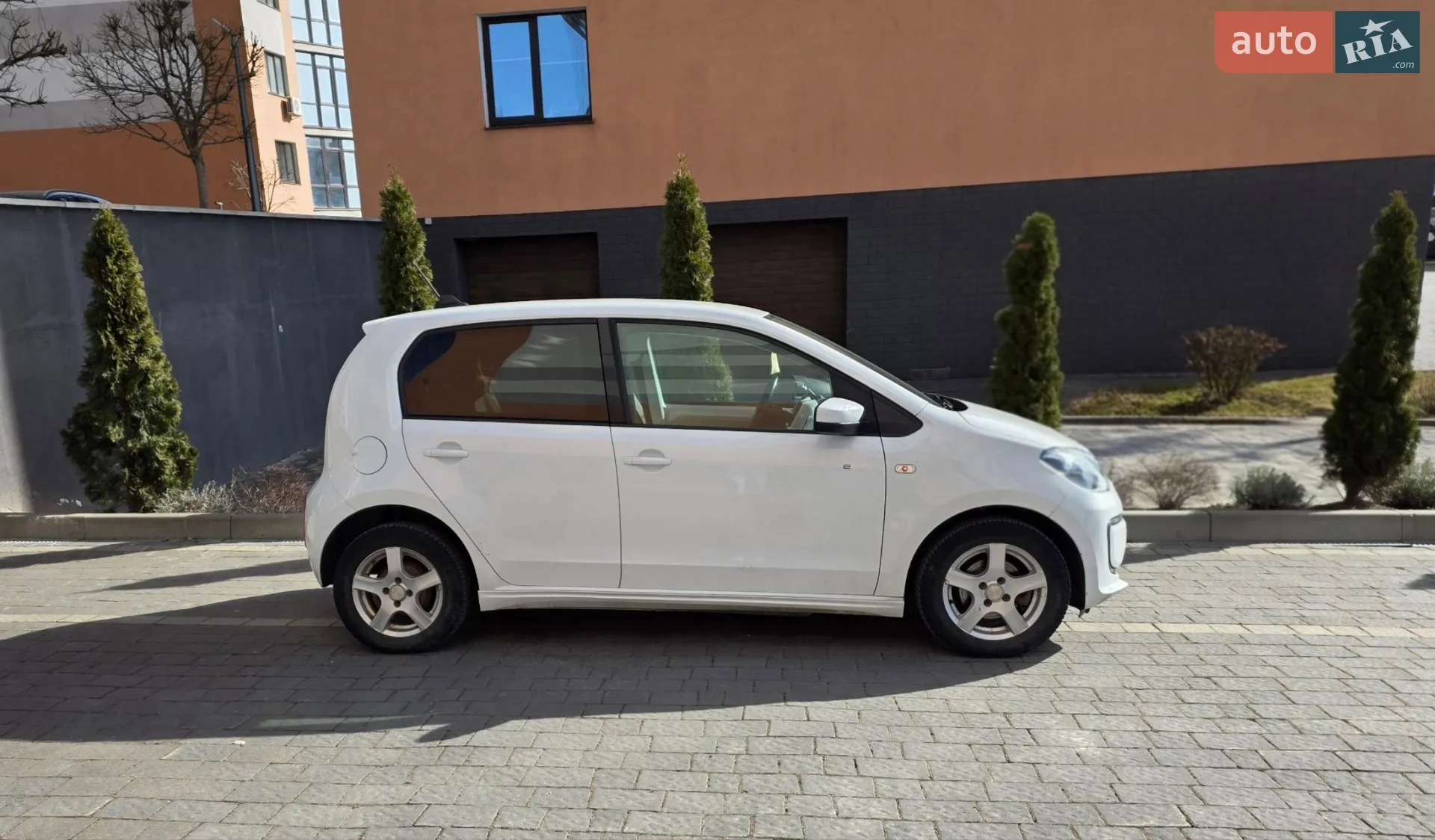 2016 Volkswagen up! - мініатюра 3
