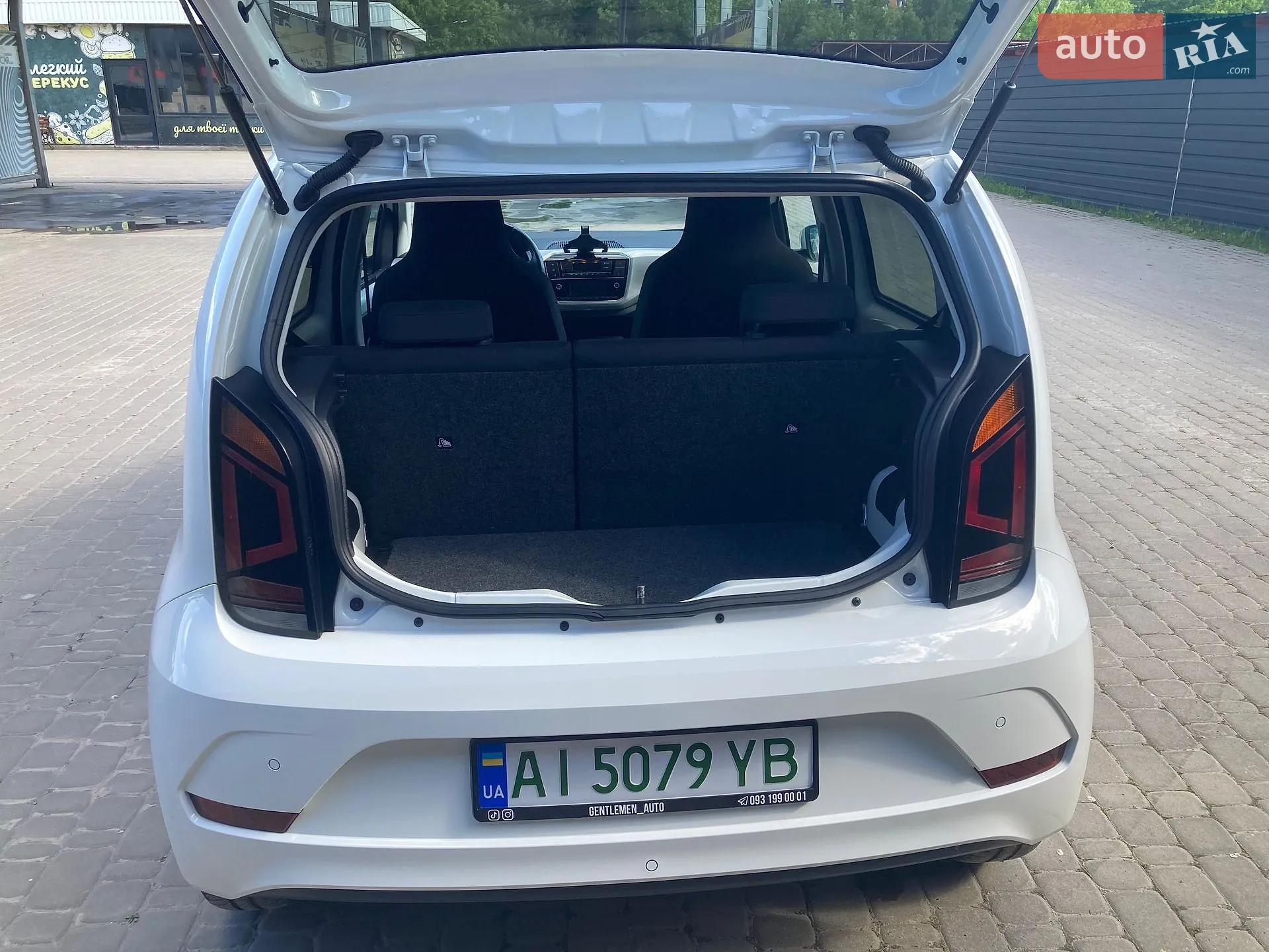 2017 Volkswagen up! - мініатюра 33
