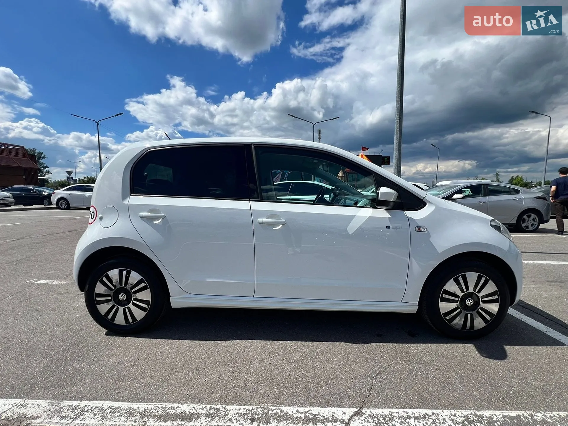 2014 Volkswagen up! - мініатюра 2