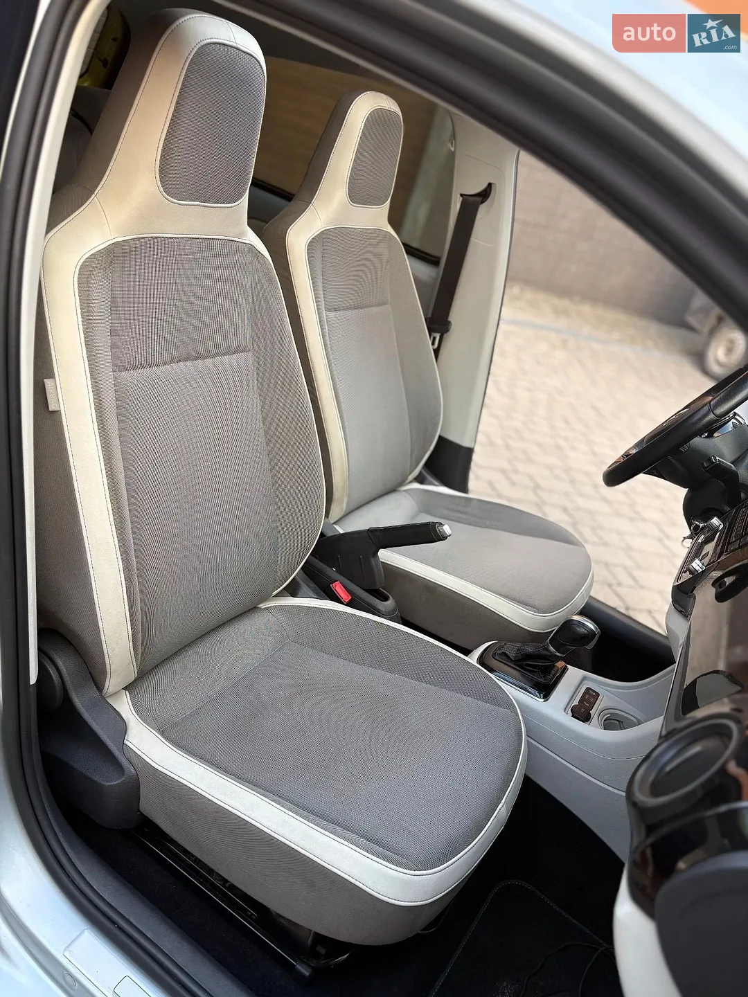 2014 Volkswagen up! - мініатюра 19