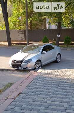 Кабриолет Volkswagen Eos 2007 в Запорожье