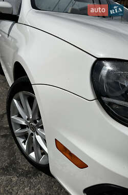 Кабриолет Volkswagen Eos 2011 в 
