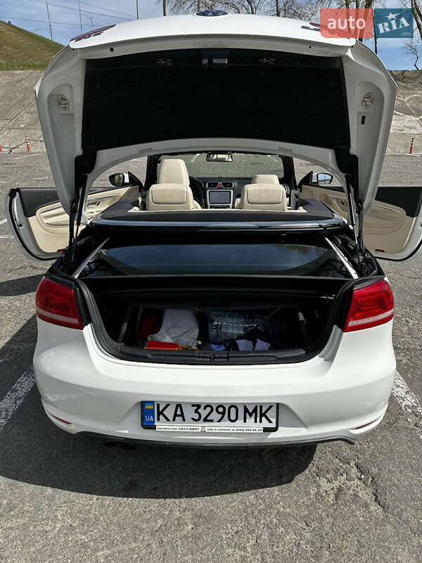 Кабріолет Volkswagen Eos 2011 в Києві