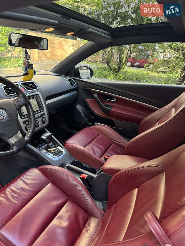Кабриолет Volkswagen Eos 2008 в Киеве
