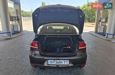Кабриолет Volkswagen Eos 2011 в 