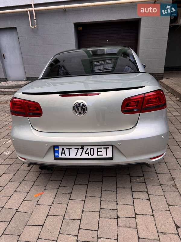 Кабриолет Volkswagen Eos 2012 в Ивано-Франковске